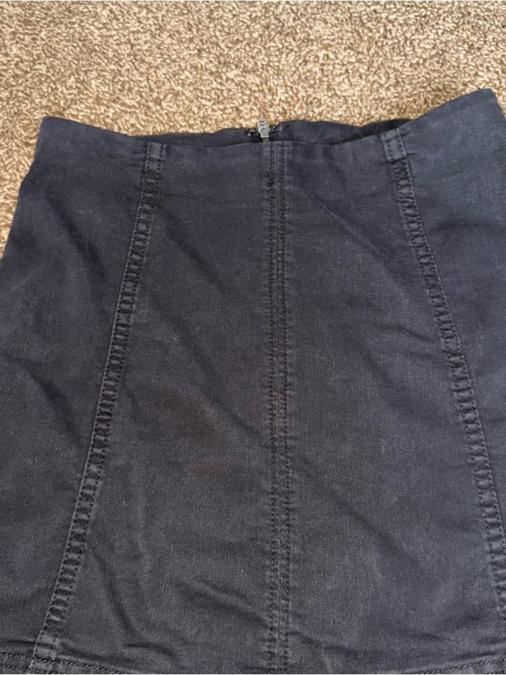 Free People Black Mini Skirt Sz 6 ~ Stylish - Picture 3 of 14